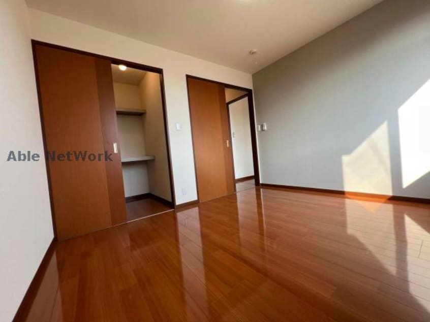  シャーメゾン洛陽　C棟