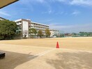 山口県立宇部高校(高等学校/高等専門学校)まで734m マンション　杏明館