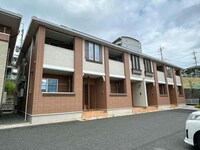 ファミールＡ、Ｂ、Ｃ