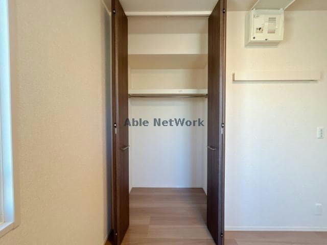  エバーグリーン　B棟