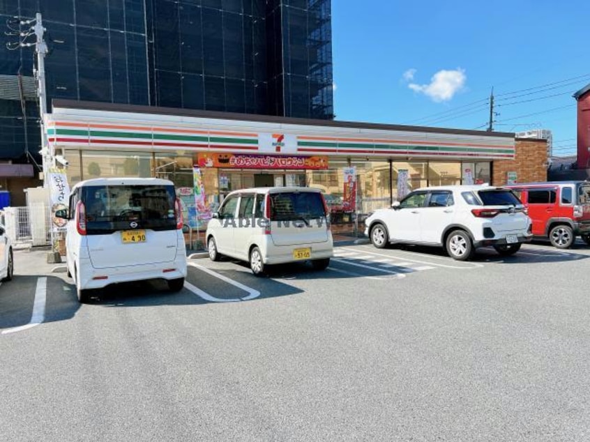 セブンイレブン宇部東新川店(コンビニ)まで753m エバーグリーン　B棟