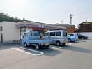 セブンイレブン宇部海南町店(コンビニ)まで742m アベージュ