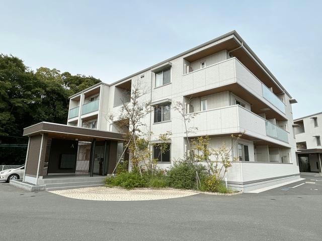 A クレストヒルズ