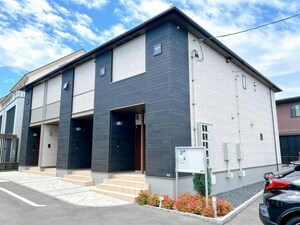 ララ・カッツェ・U