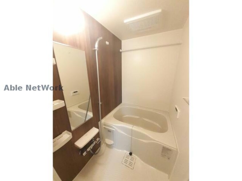  ララ・カッツェ・U