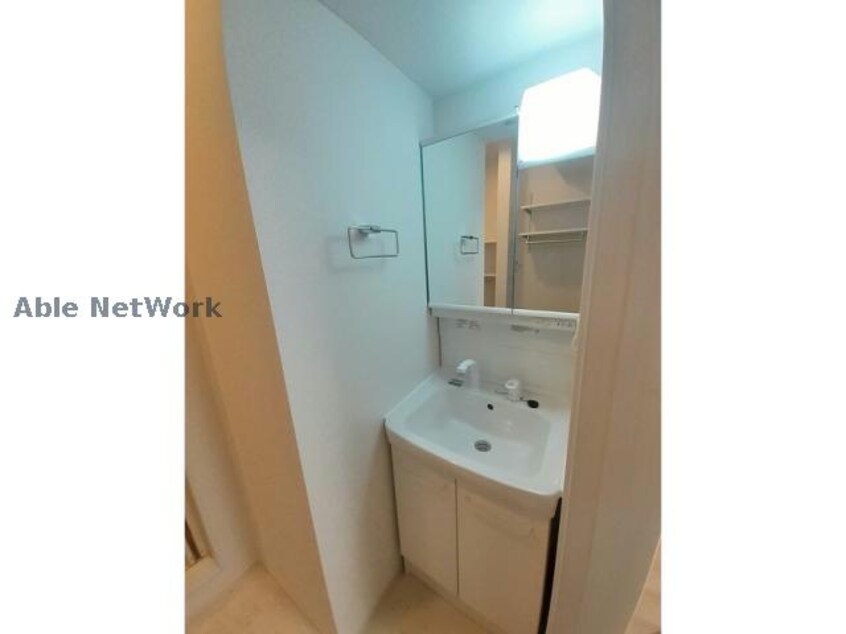  ララ・カッツェ・U