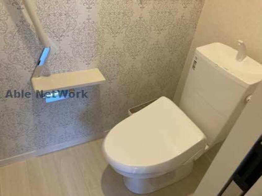  シャーメゾン　コーナス