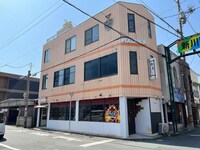 中央町３丁目店舗