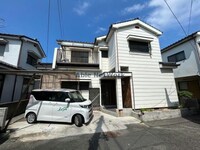 港町2丁目貸家