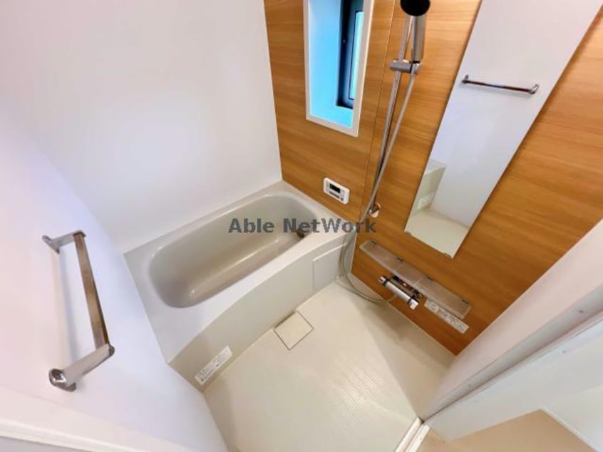  エルメゾンロイヤル