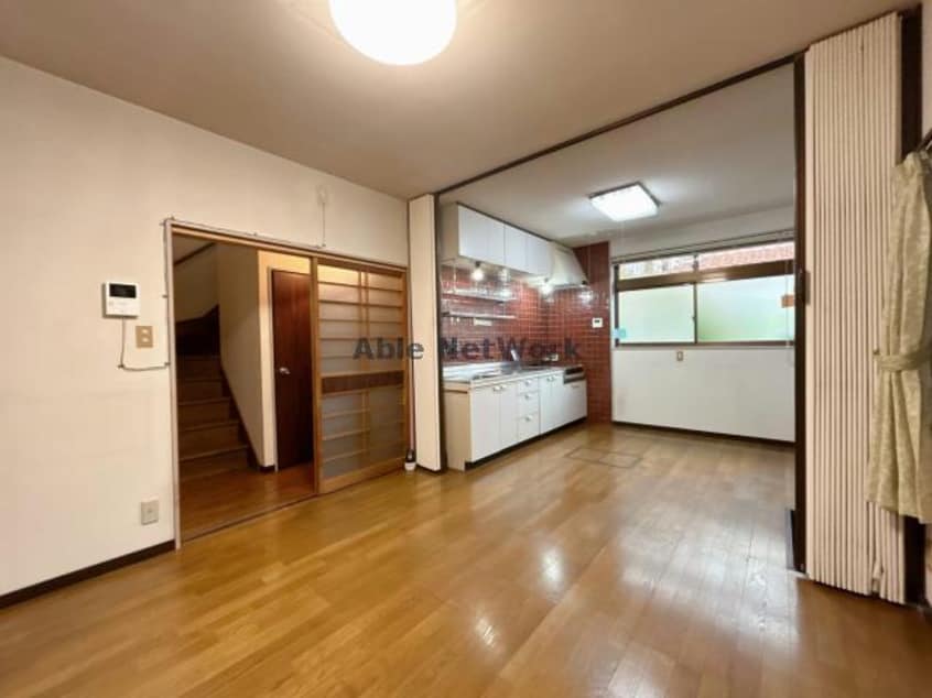  北琴芝一丁目貸家