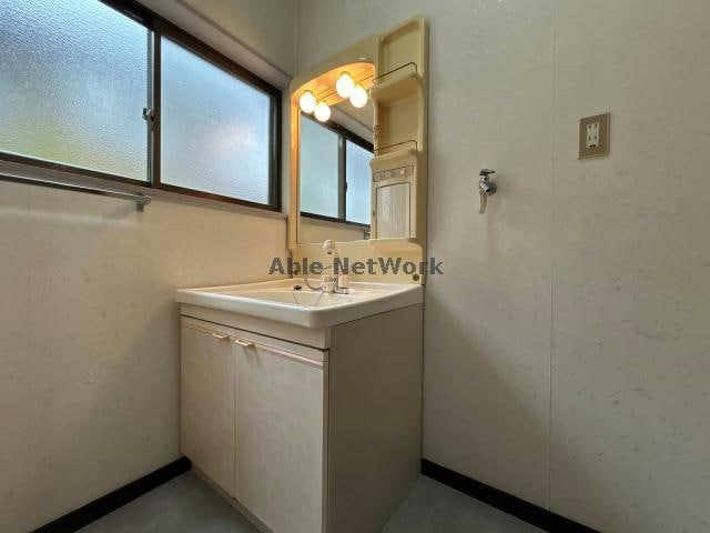  北琴芝一丁目貸家