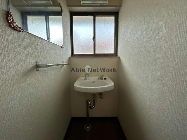 2階 北琴芝一丁目貸家