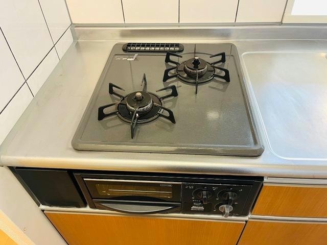 備え付け2口ガスコンロ 大分バス（大分市）/桑原下 徒歩1分 2階 築11年