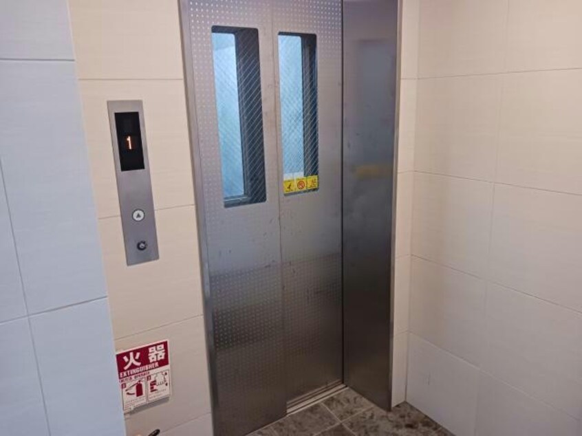 エレベーター 日豊本線/別府大学駅 徒歩22分 10階 築4年