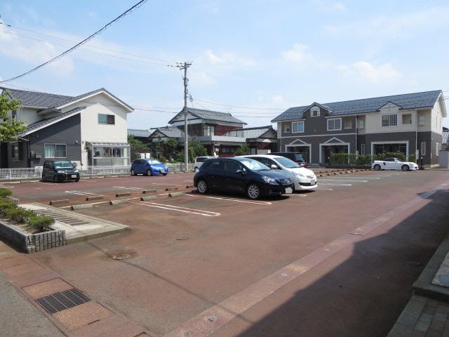  セントラル　ヴィレッジ　Ａ・Ｂ棟