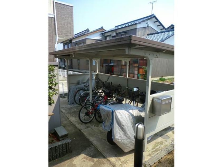  セントラル　ヴィレッジ　Ａ・Ｂ棟