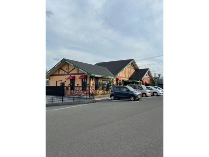 コメダ珈琲店鯖江店(その他飲食（ファミレスなど）)まで1174m セントラル　ヴィレッジ　Ａ・Ｂ棟