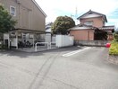 縦列駐車　駐輪場　物置 シャン・ド・フルール　Ａ