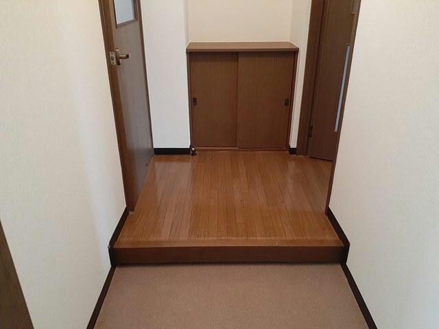  プラドール　スワ　Ａ