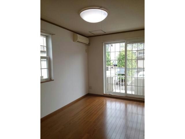  メゾン　ドゥ　コルーテ