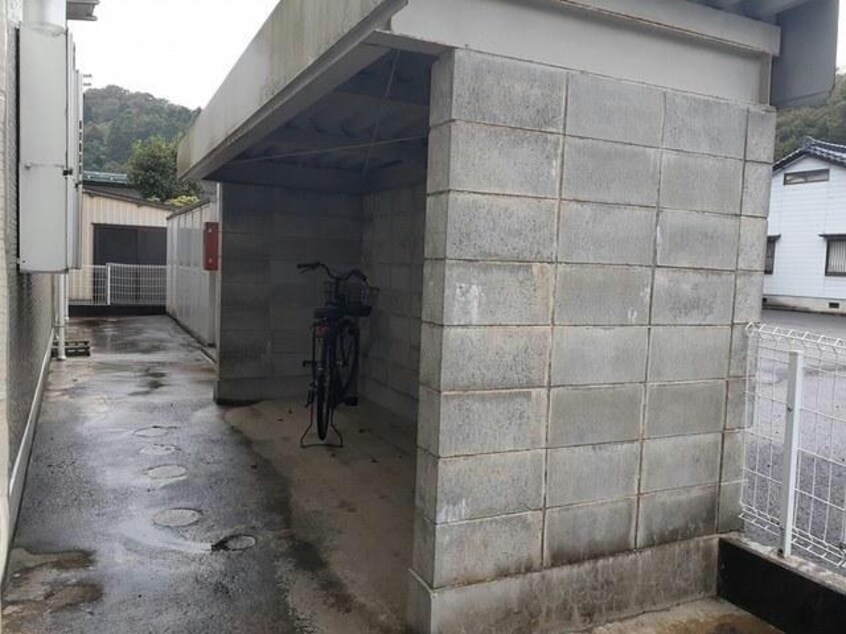  メゾン　ドゥ　コルーテ