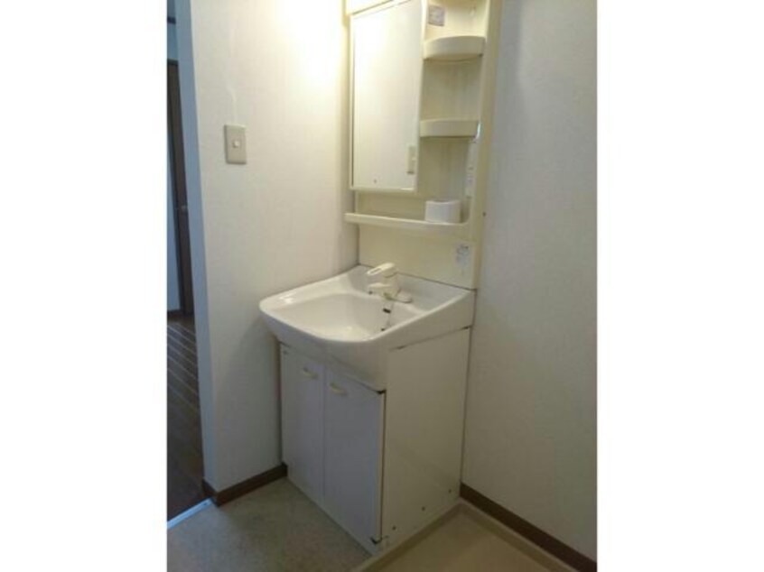  メゾン　ドゥ　コルーテ