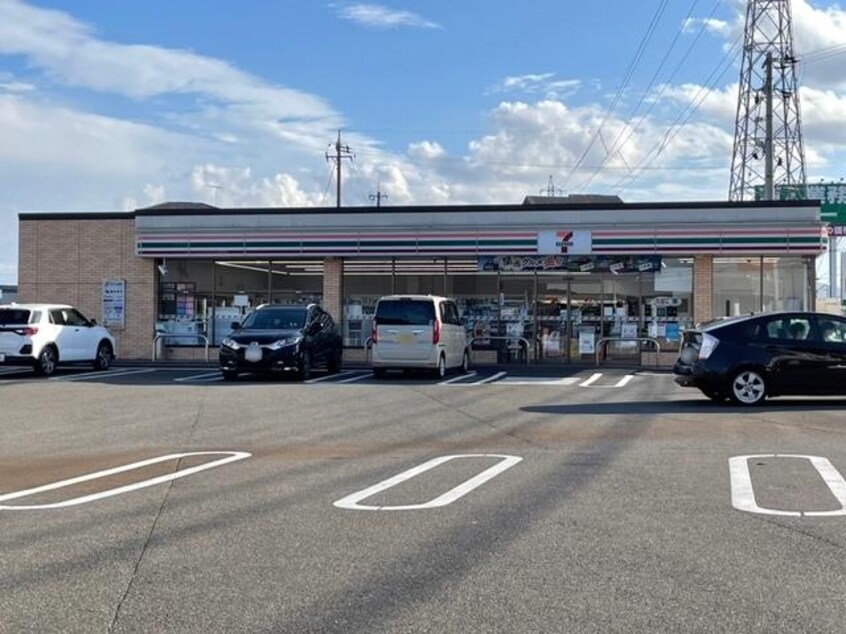 セブンイレブン越前吉野店(コンビニ)まで1360m ドミール家久　Ｄ
