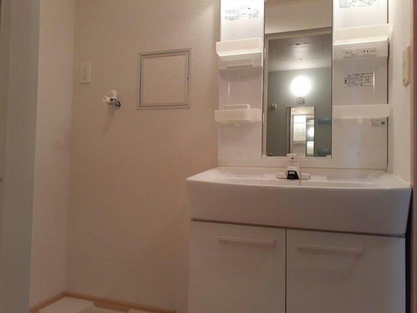  メゾン・アンジュ　Ⅱ　Ｂ・Ｃ