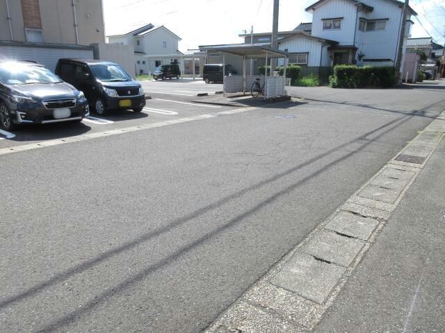 駐車場前道路 エコ・グランツ　Ⅱ