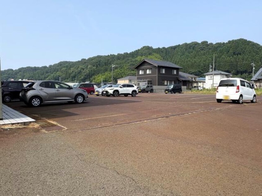駐車場 レジデンス西山