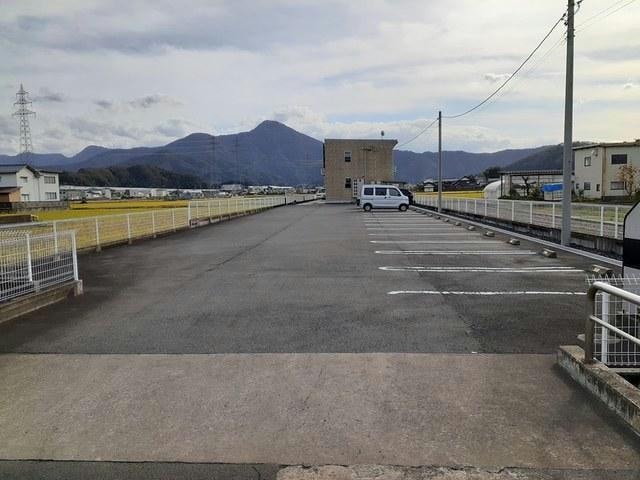  フローリッシュ・ヴィラ