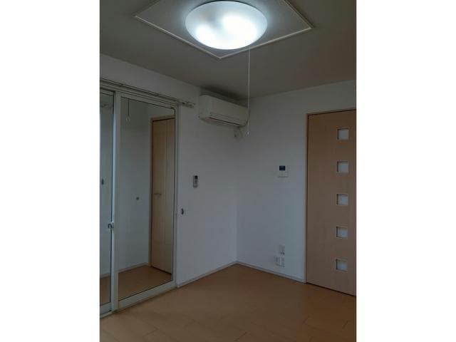  フローリッシュ・ヴィラ