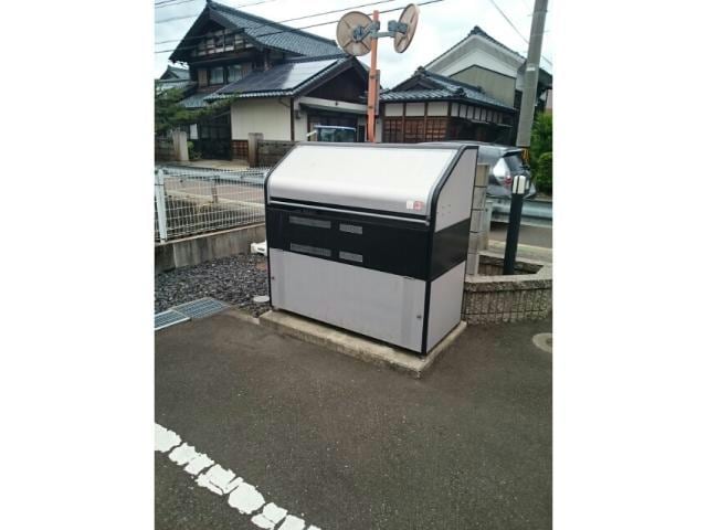  フローリッシュ・ヴィラ