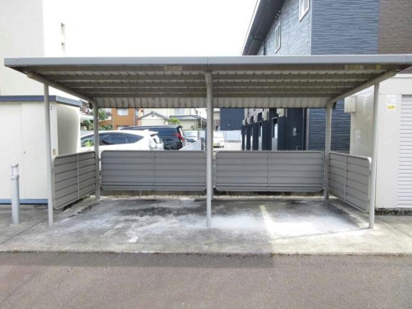 駐輪場 ブランカーサ芝原　Ⅱ