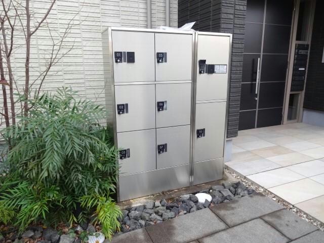 宅配ボックス シャーメゾン令