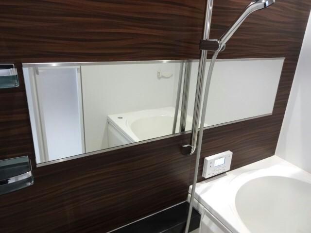 浴室　ワイドミラー シャーメゾン令