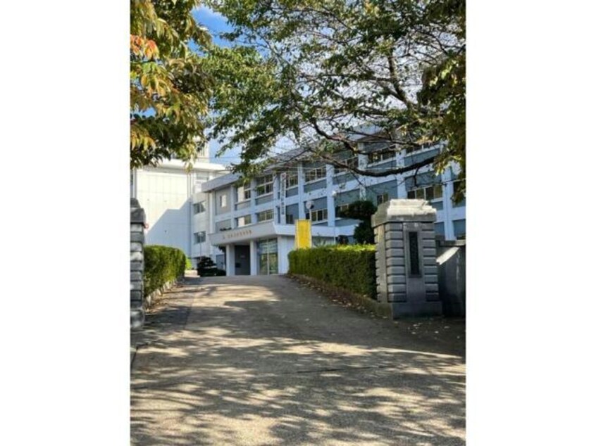 福井県立鯖江高校(高等学校/高等専門学校)まで922m カラク　Ⅰ