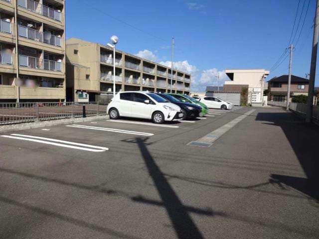 駐車場 ラ・カーサ・ドルチェ