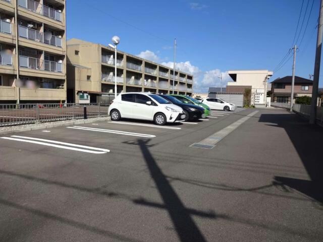 駐車場 ラ・カーサ・ドルチェ