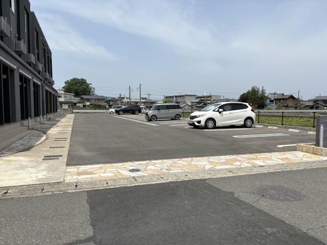 駐車場 WingsA