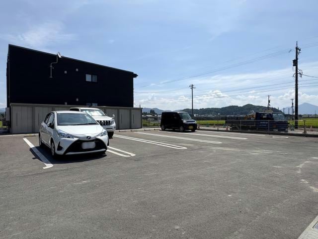 駐車場　縦列区画 グランブルーⅡ A