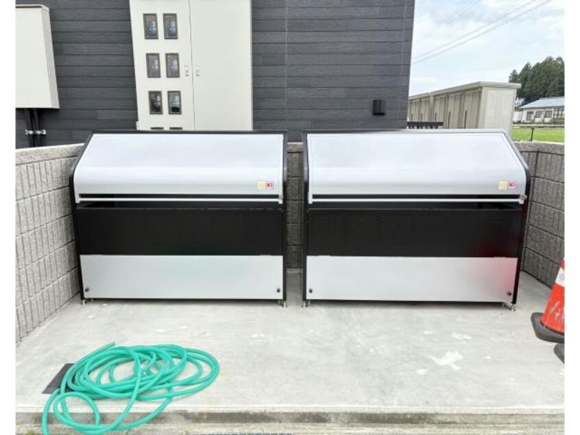 敷地内ゴミ置き場 アクアガーデン１