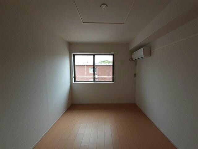  メゾン　大泉　Ⅰ