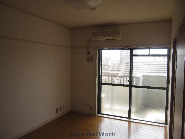  ロイヤルハイツヨシダ