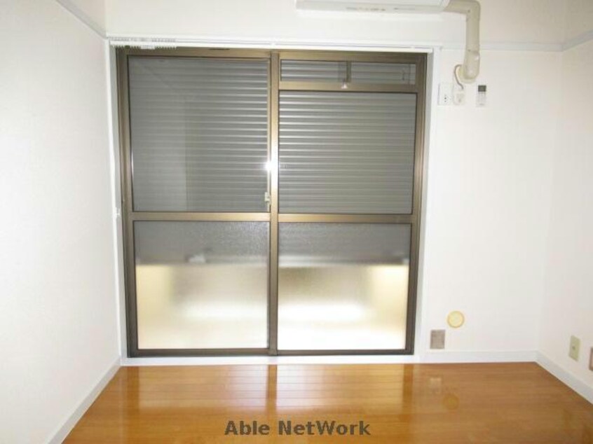 電動シャッター ロイヤルハイツヨシダ