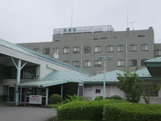 岡病院(病院)まで850m 富士荘