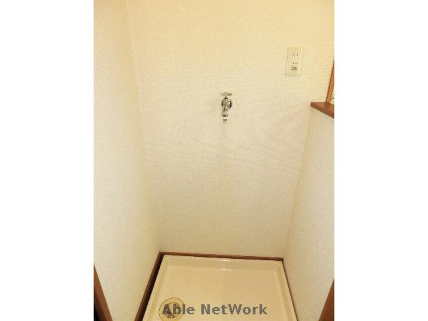 室内洗濯機置場 ハイツもみじ