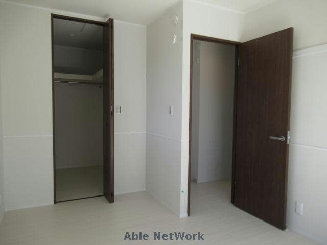 南西洋室収納 エル・メゾンTOMOE