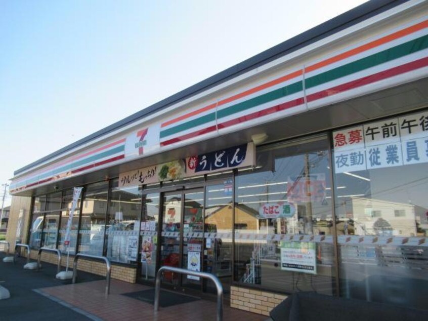 セブンイレブン本庄栄1丁目店(コンビニ)まで747m メゾンエスポワール